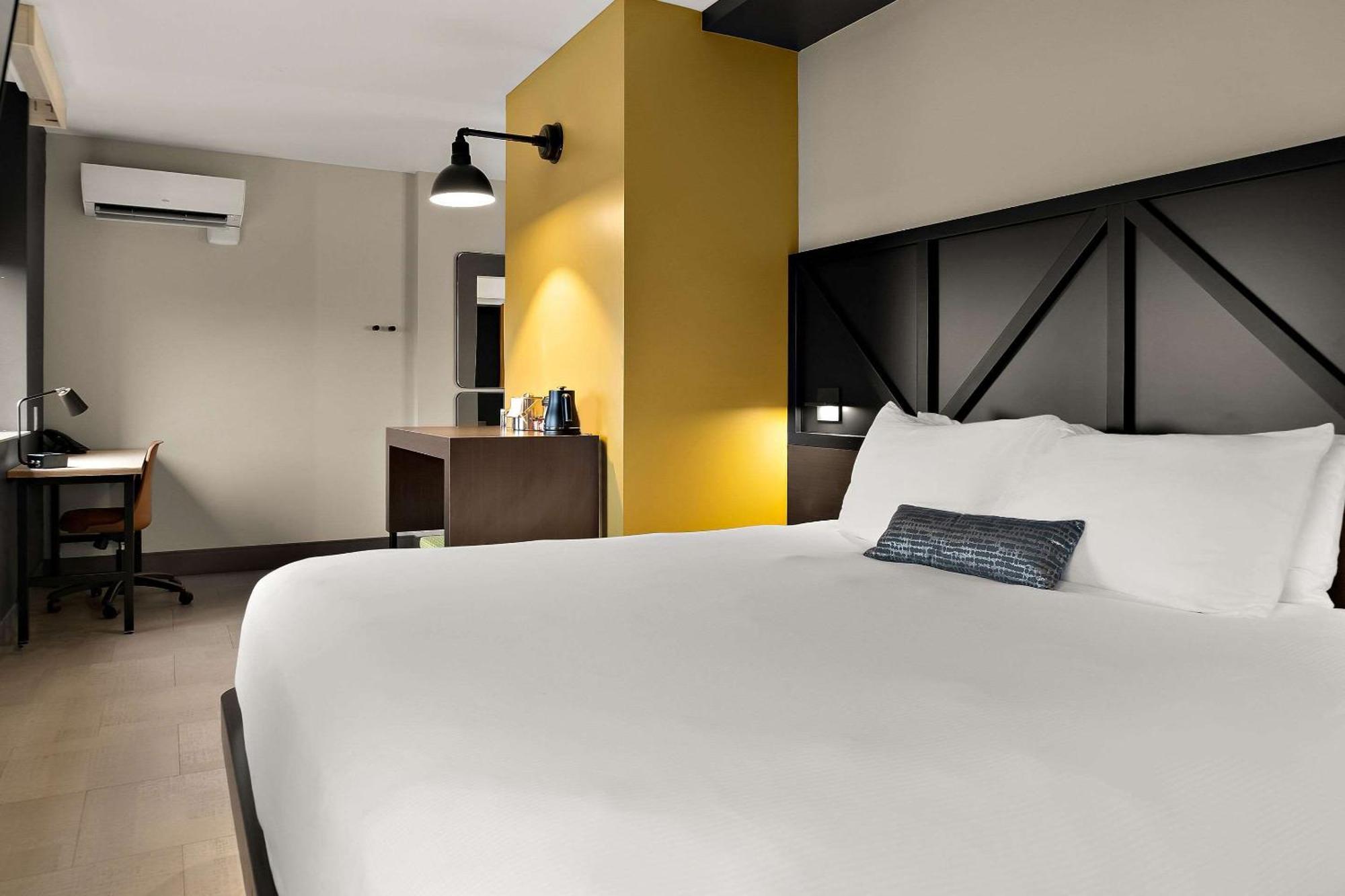 Cityflatshotel - Port Huron, Ascend Hotel Collection Exterior photo